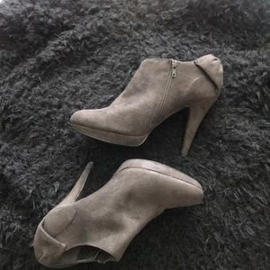 7.5 Grey Suede Stiletto Ankle Booties Bow Detail